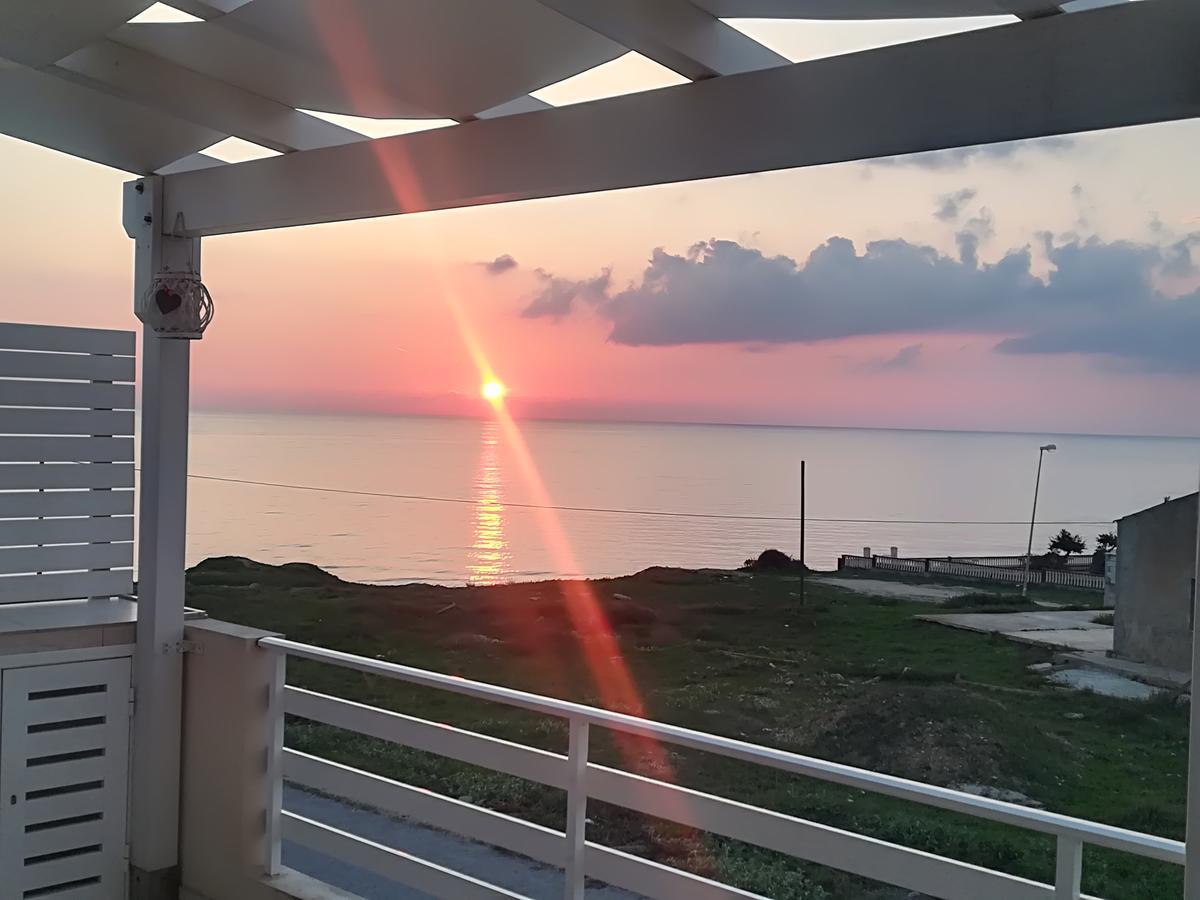 Willa Vista Mare Tra I Luoghi Di Montalbano Punta Secca Zewnętrze zdjęcie
